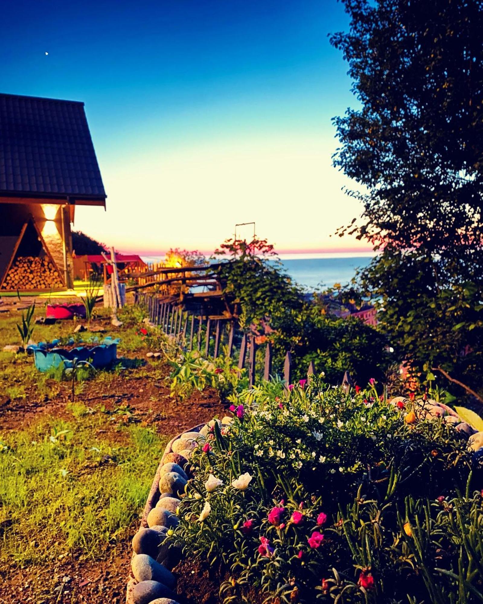 Lavinya Suit Bungalov Rize Exteriör bild